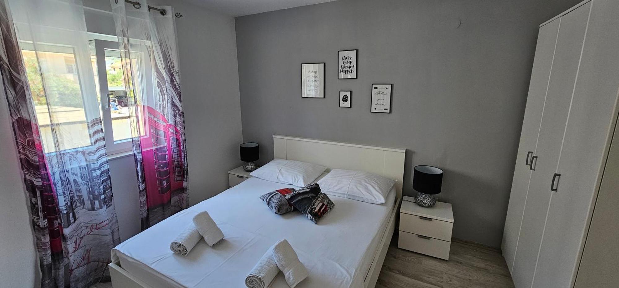 Apartments Koval オレビック エクステリア 写真