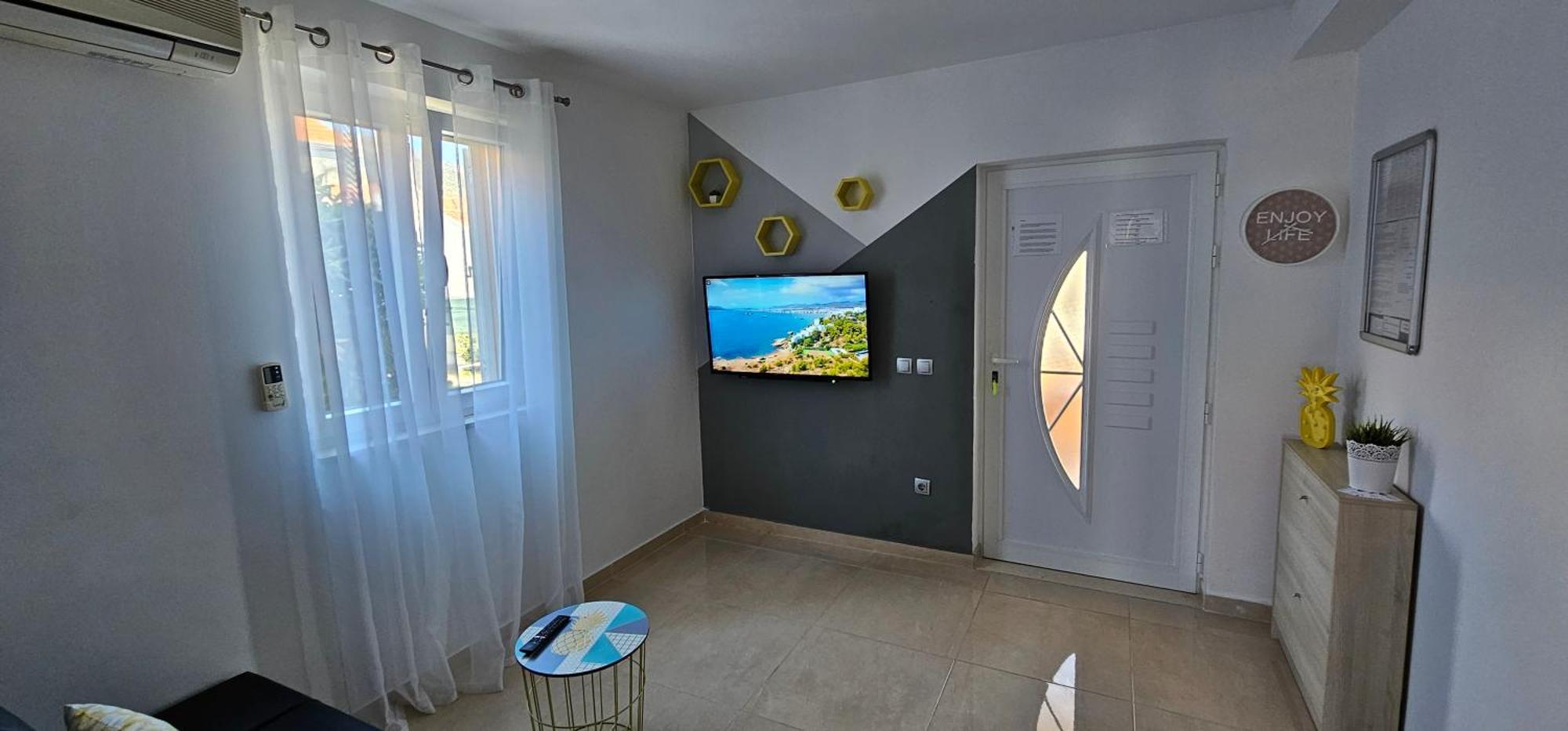 Apartments Koval オレビック 部屋 写真